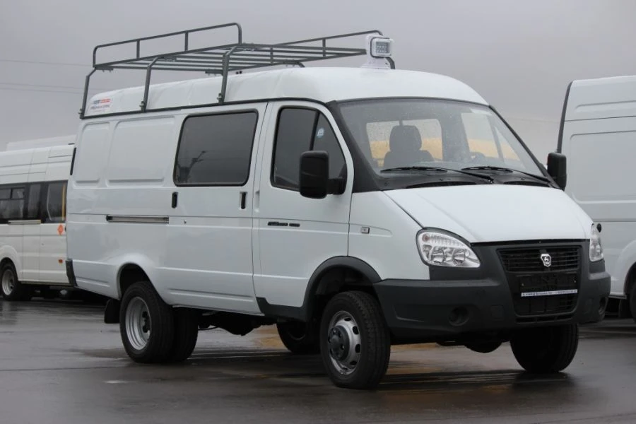 شاحنات بمحرك ديزل من النوع 2250 الموديلات: 2250E3، 2250E9، 2250GW