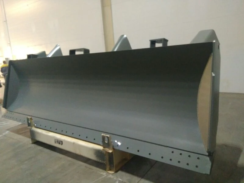 شفرة لتحريك التربة موديل 13435733 للبناء