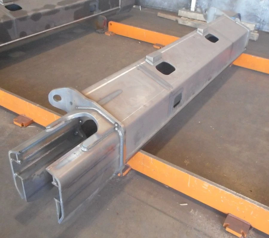Welded Longitudinal Beam Left Side 13479586 for Track Systems