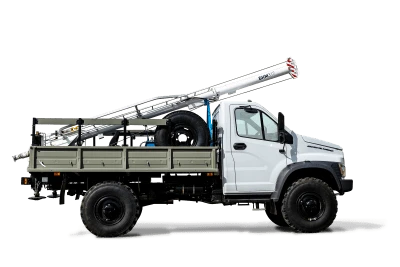 آلة حفر ورافعة BKM-317، طراز BKM317-71 على هيكل غاز C42A43 (سادقو NEXT)