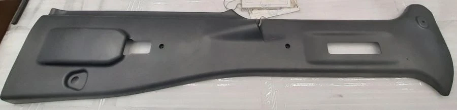 غلاف التغطية الجانبية اليسرى C42R31-5402131