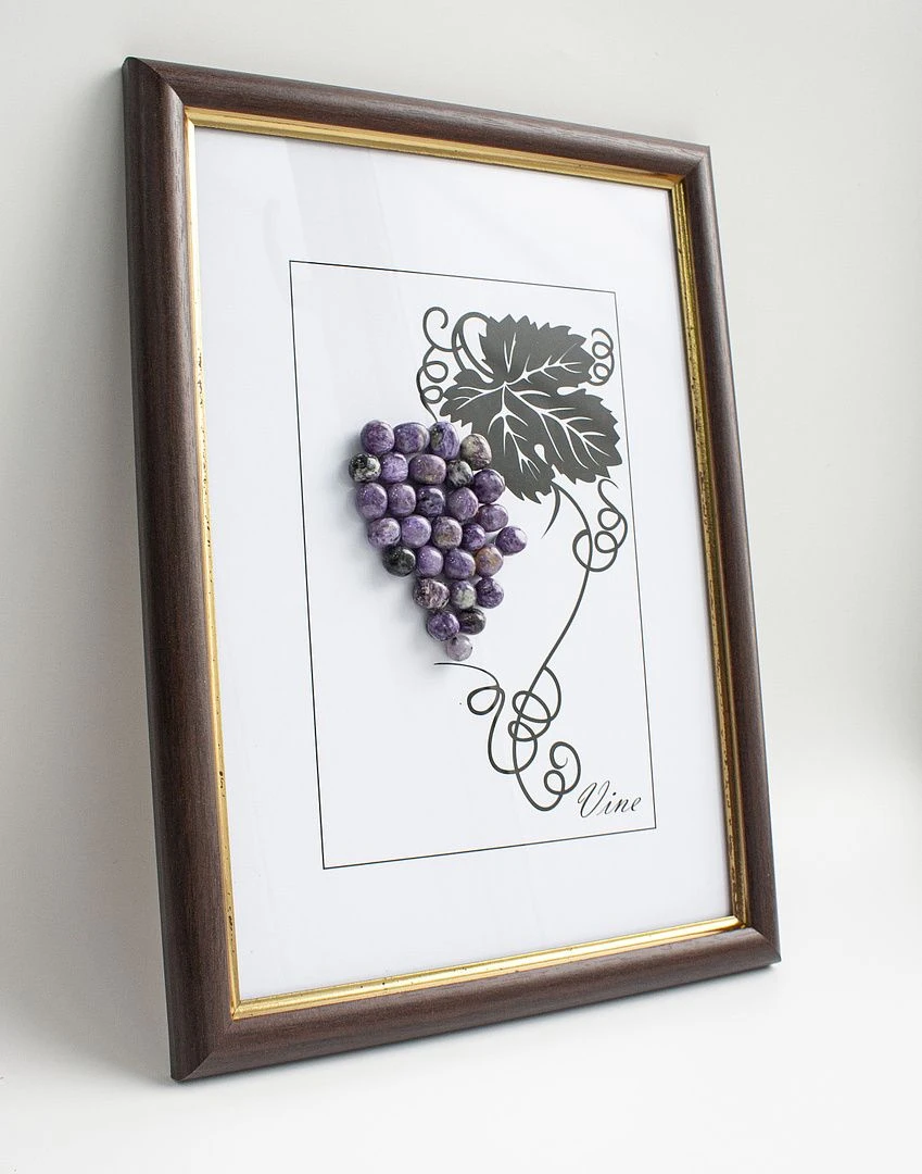 لوحة "عناقيد العنب" (شارهوت)