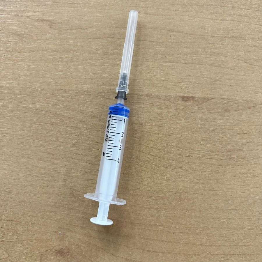 Sterile Disposable 3-Part Luer Injection Syringe 4ml with Needle