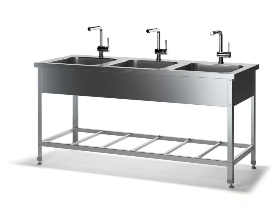 Table with solid stainless steel and galvanised steel VMRC sinks without sideboards