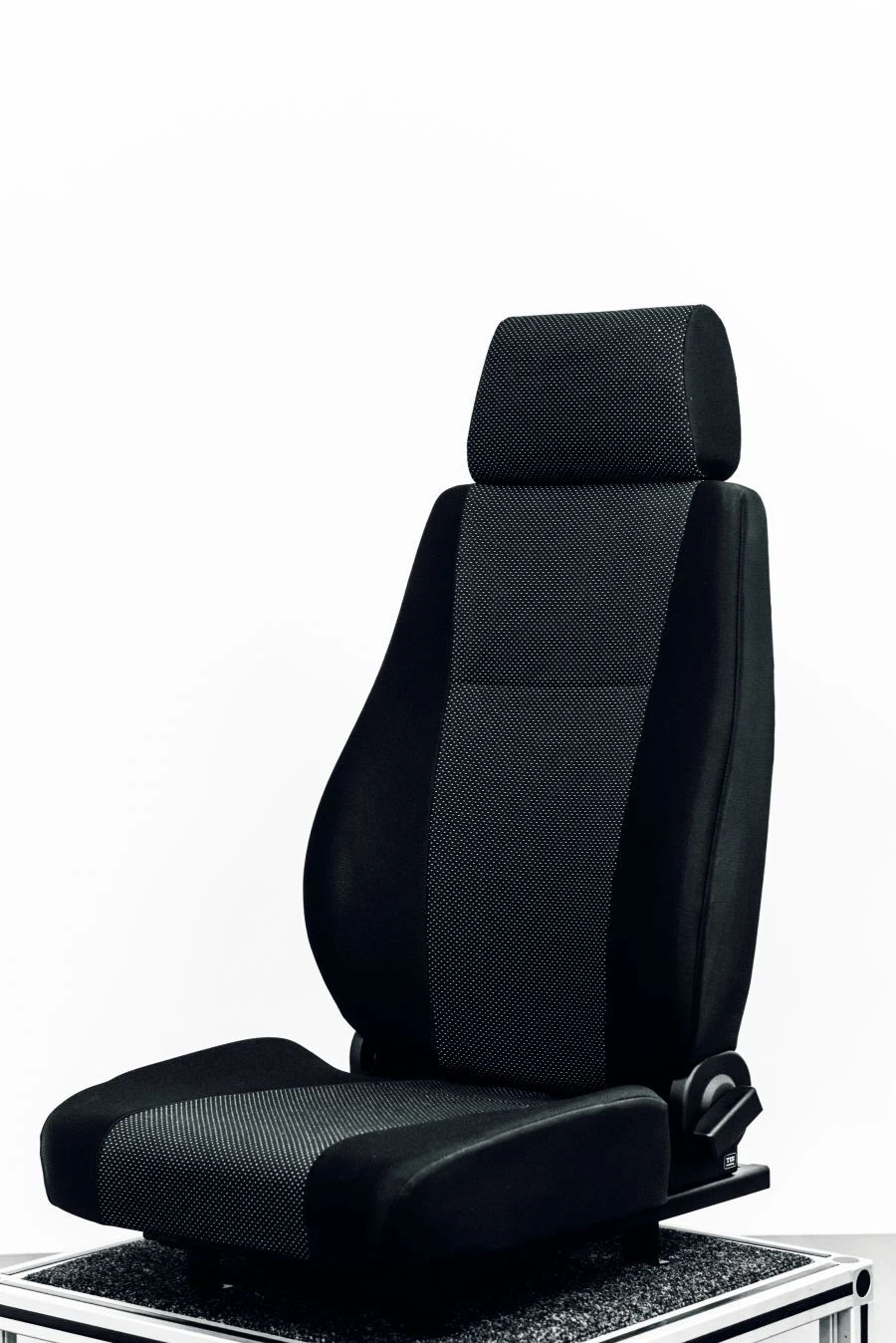 Comfortable Seat C4604-6810200-00 for Moderate Climates