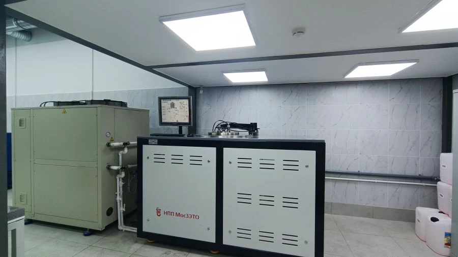 High-Temperature Vacuum Installation KB 134