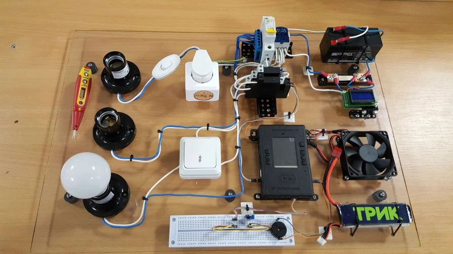 Technology Lesson Laboratory Kit