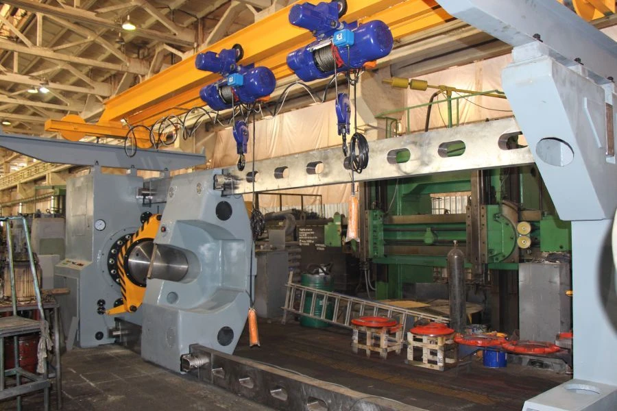 مكبس هيدروليكي أفقي PA6738 لعمليات الضغط والطرد