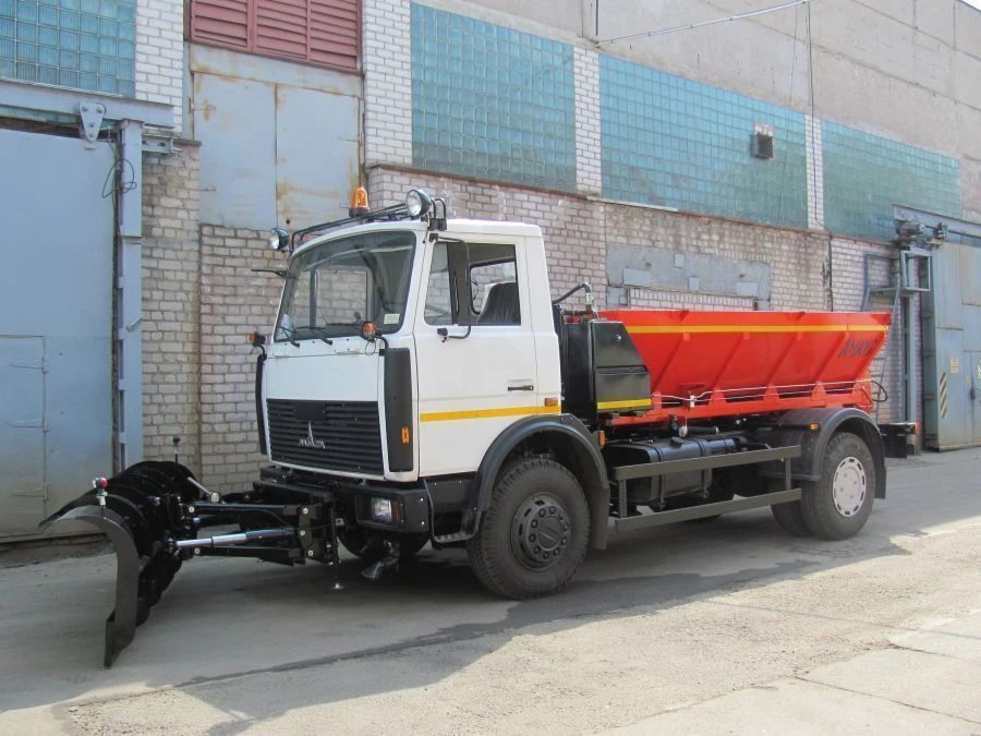 ماكينة الطرق المدمجة كود 806-22 على هيكل MAZ-5340S2