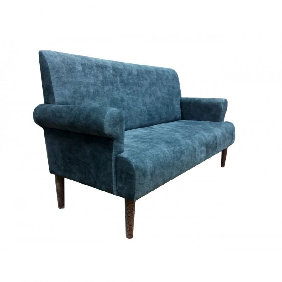 أريكة "ميدل" بأسلوب إنجليزي كلاسيكي