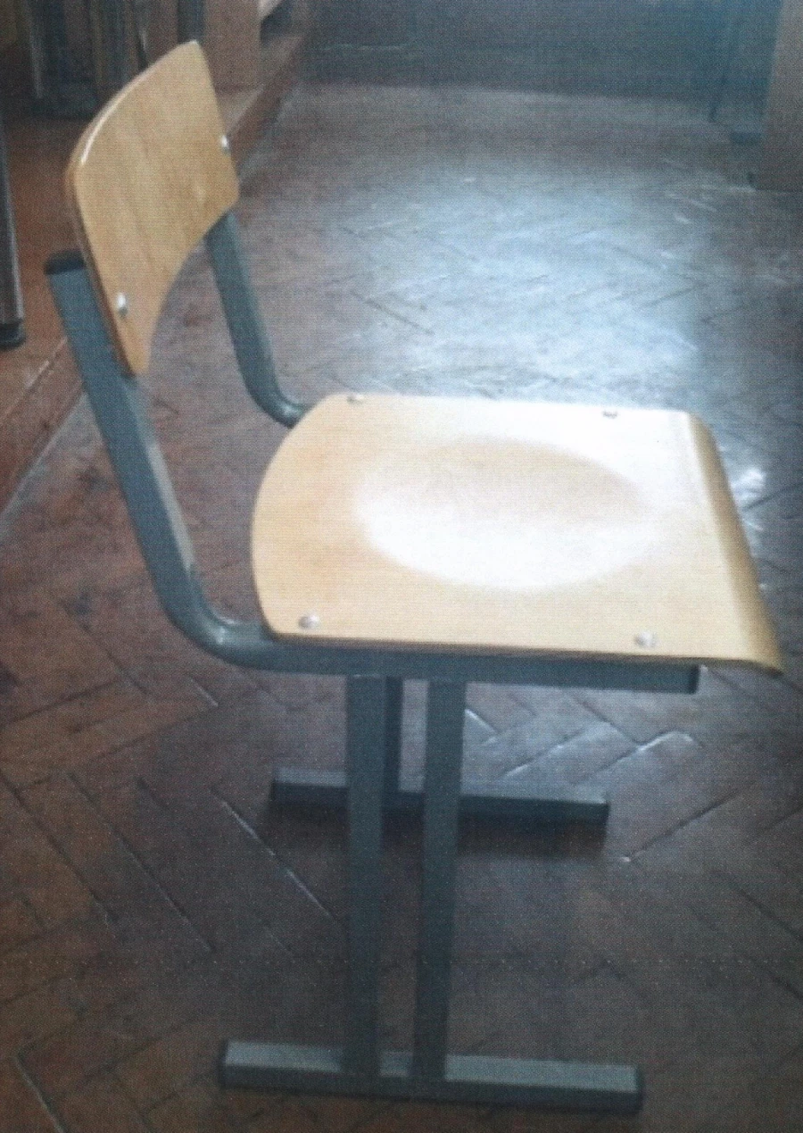 Metal Frame Chair for Comfort and Durability