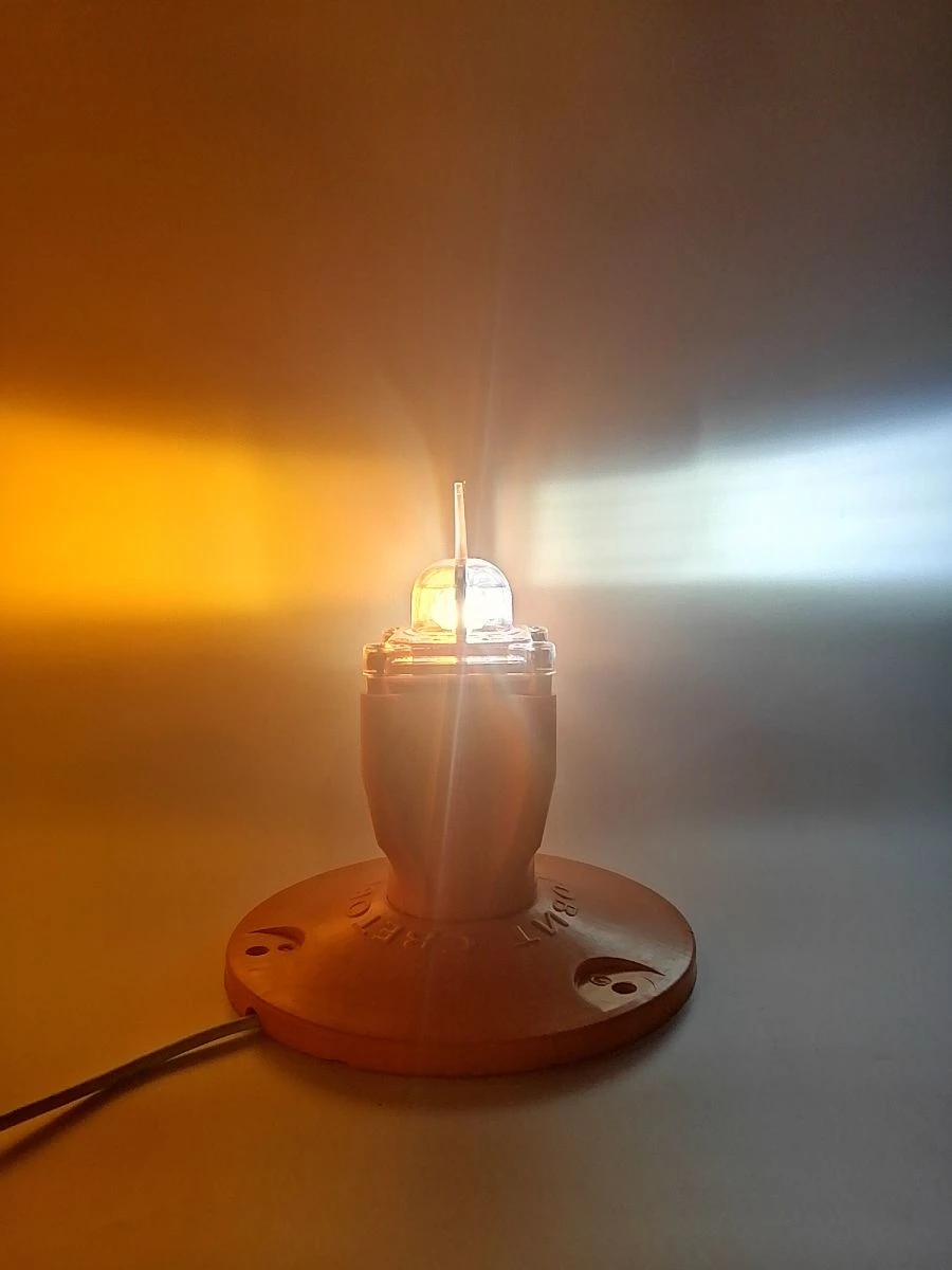 ضوء جانبي موجه VPP - ضوء أمان الطيران