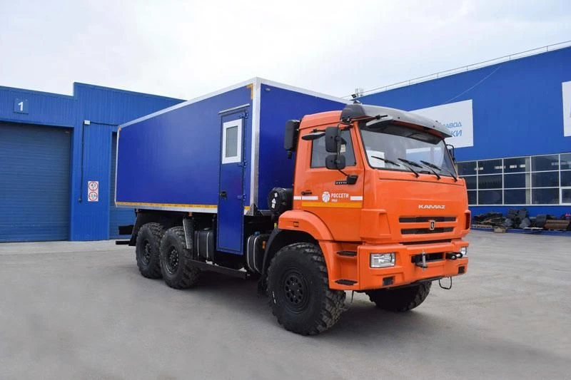 Mobile Workshop for Repair and Restoration Work