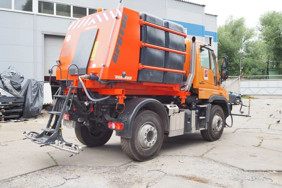 All-Season Road Maintenance Machine KDM-V20