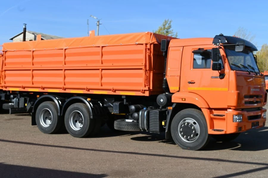 533910 Dump Truck on KAMAZ 65115-RR Chassis