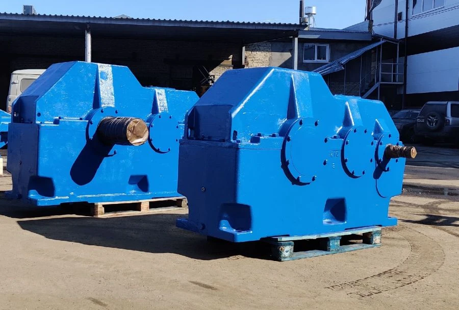 مخفض تروس أسطواني ذو مرحلتين C2N-710-31.5-22