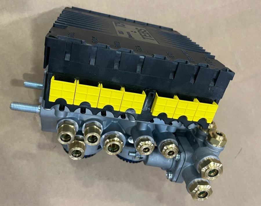 TEBS Pneumatic Valve Block Assembly with Fittings 4801020630