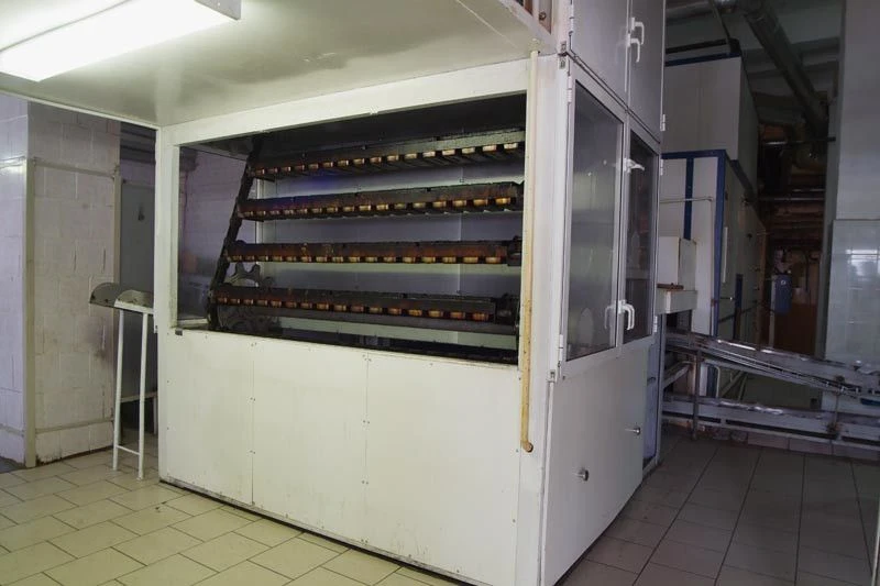 Dough Proving Cabinet with Enhanced Sealing and Drainage System Model G4-XRG-48-1