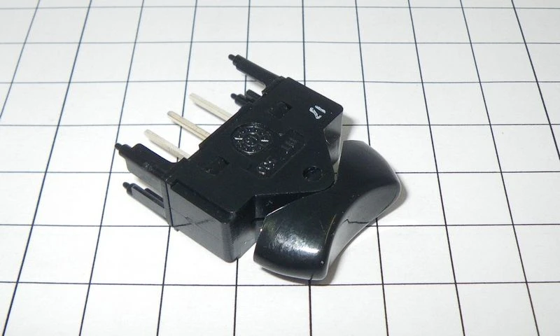 Key Switch for Interior Lighting Control PT500