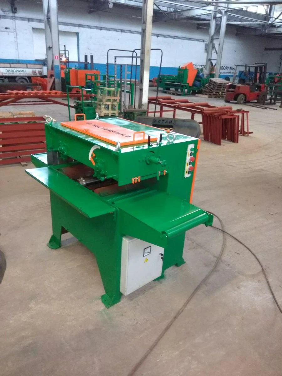 Triumph 300 Single-Shaft Multi-Saw Machine