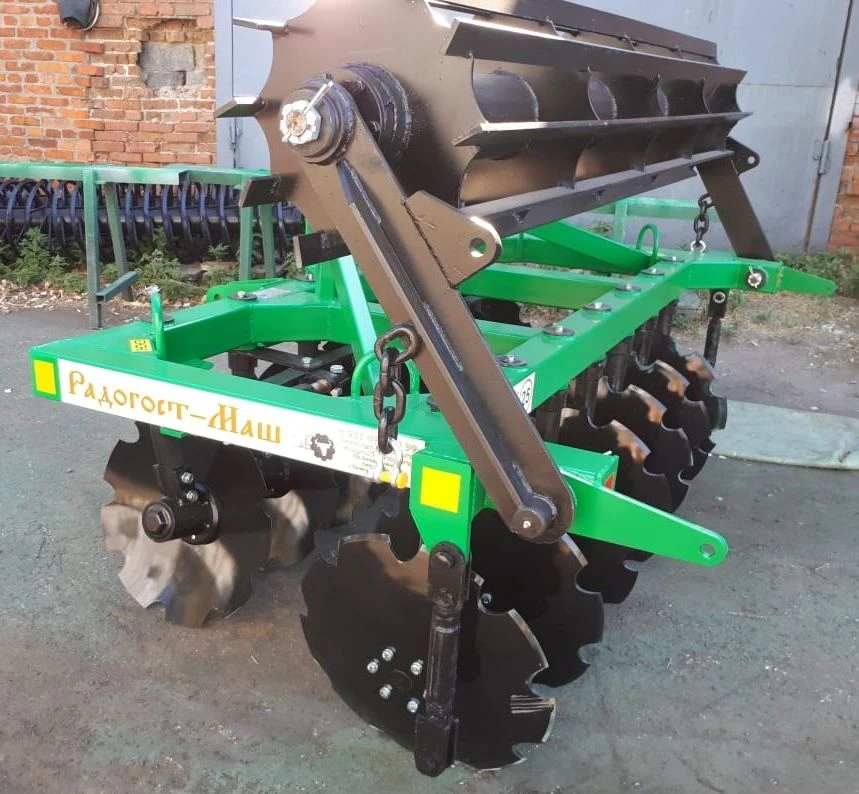 Disc Harrow Mounted 2x2N with Roller