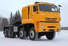 Seddle Tractor Truck for Towing Trailers - KAMAZ 65228-E3