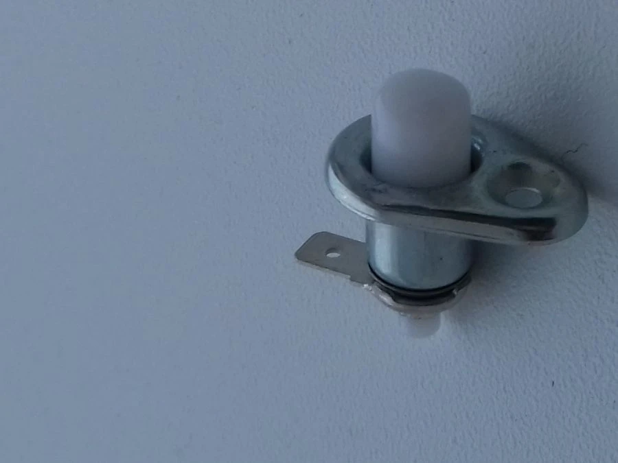 مفتاح سقف للسيارات ВК407А