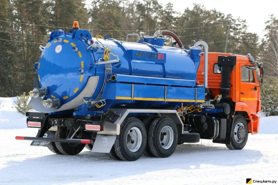 Vacuum Cleaning Machine LKT-MI on KAMAZ 65115 Chassis