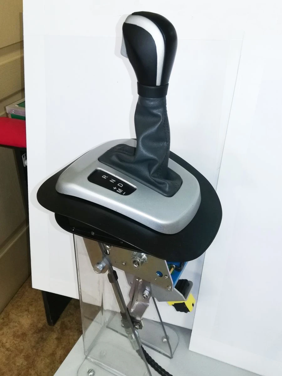 محدد نقل الحركة للناقل الأوتوماتيكي 1K0806.1703010-20