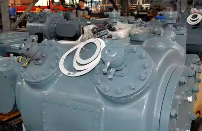 وحدات ضواغط الهواء والغاز المكبسية على قواعد على شكل حرف H