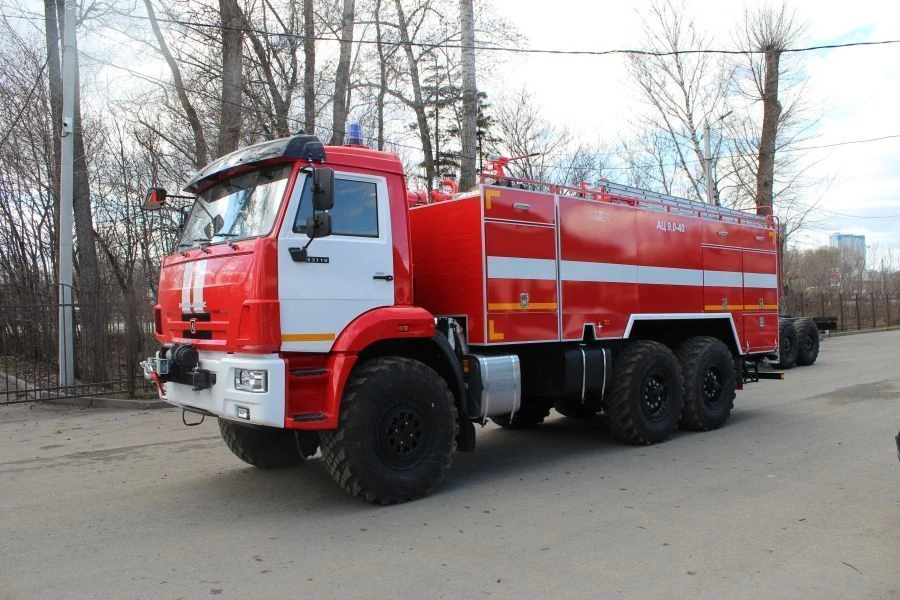 Fire Water Tanker AC 9.0-40 (43118) Type 4344-D0 Modification 4344G2