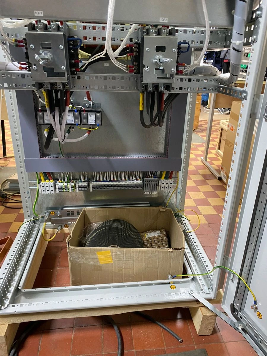 Main Distribution Switchboard Electrical Distribution Device