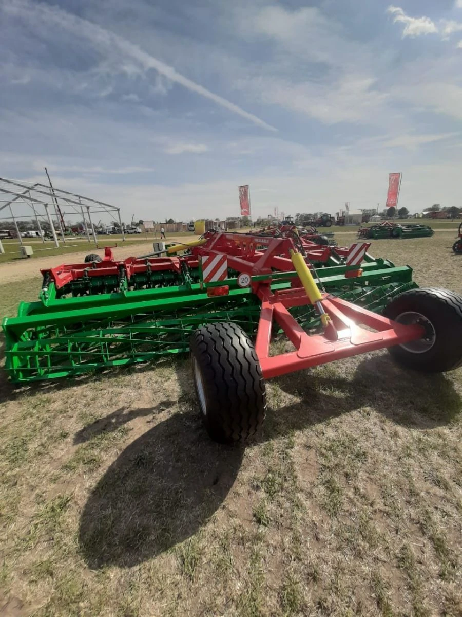 لوشيلنيك ديسكوبي إيلستومير "دياس" ل.د.إ-6ب-د-2ش ك.س.ب