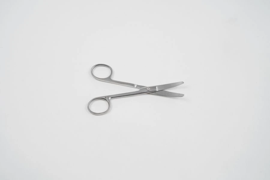 Straight Sharp-Ended Surgical Scissors, 140 mm, Model VZ-N-5
