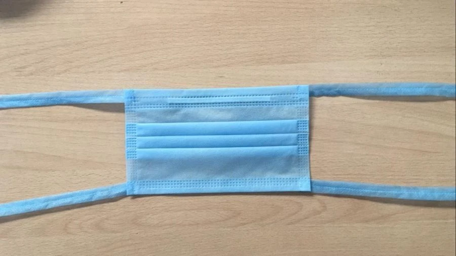 كمامة طبية غير معقمة من ثلاث طبقات بحبال، الحجم 18x9 سم