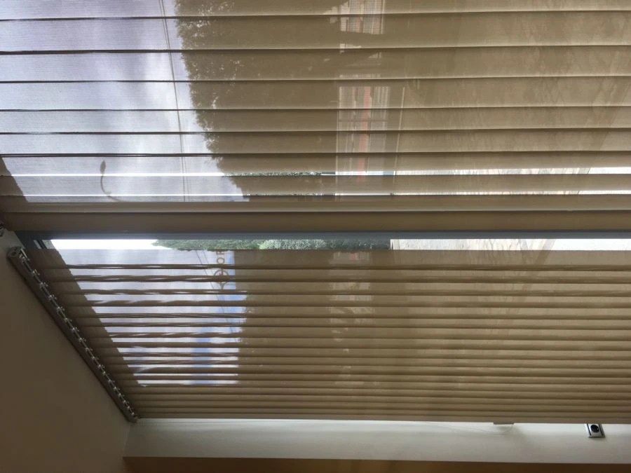 Vertical Fabric Sun Protection Blinds