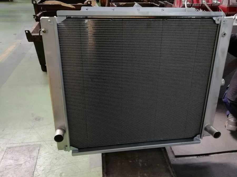 Liquid Cooling Radiator for Engine Temperature Control - 10000024306-1301010