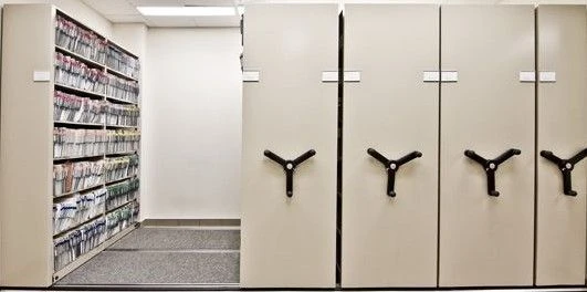 Mobile Metal Shelving Unit for Efficient Storage