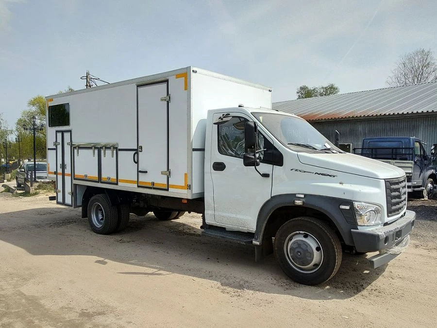 Diesel Truck with Engine Type 47122, Modification 47122E, GAZ C41R31 Chassis