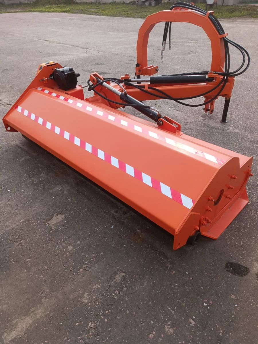 Side Mower STT 210 - Efficient Grass Cutting Tool