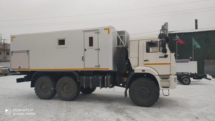 وسيلة النقل الخاصة - منزل متنقل نوع 67068، تعديل 67068L على هيكل كاما 6520