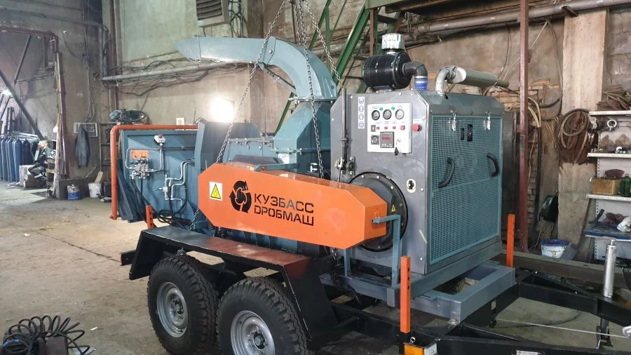 Cedar M300 Towable Wood Chipper