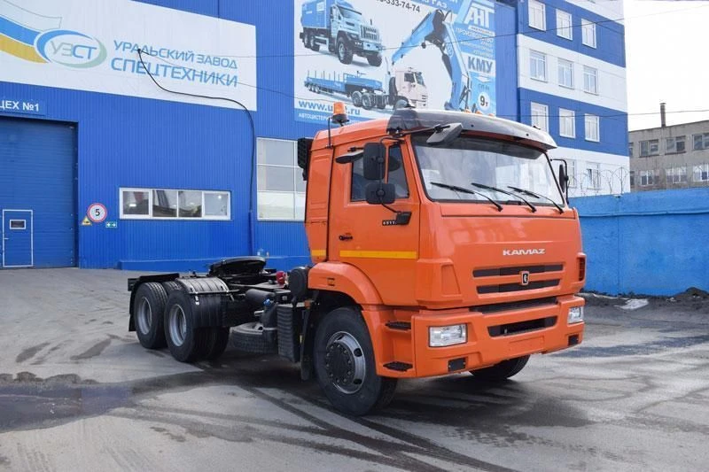 جرار نصف مقطورة UZST04 موديل 174T-35 على شاسيه كاMAZ 65115-50