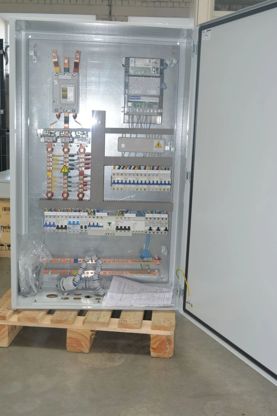 Low Voltage Distribution Device VRU TU 3434-010-33874352-2015
