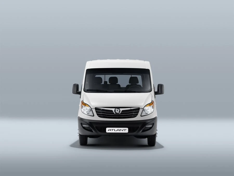 شاسيه سوليرز أتلانت M209 بسعة 4200 كجم مع كابينة وأبواب