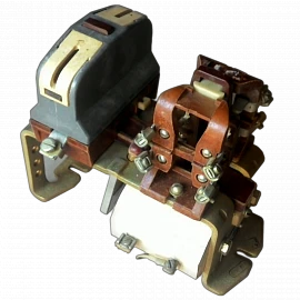 قاطع تيار مستمر لجرارات MK1-10 U3