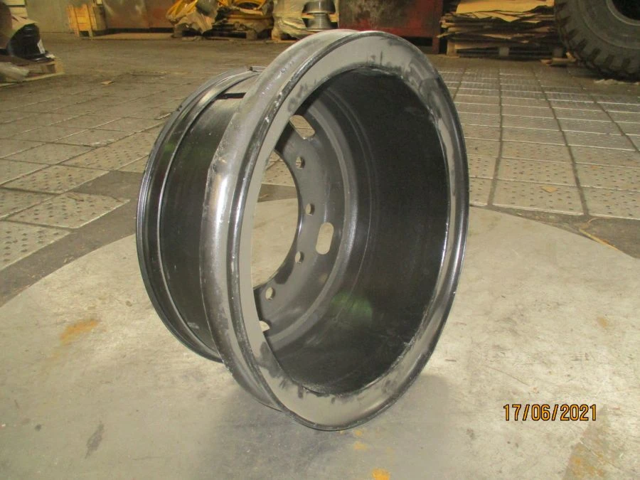 Steel Disc Wheel for Buses, Model 330.30.3101012