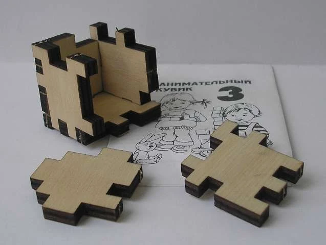 Engaging 3D Puzzle Cube for All Ages