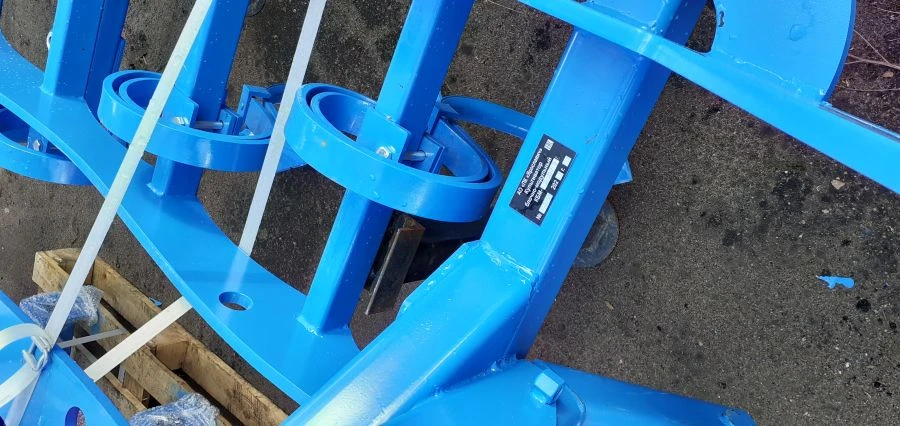 المحراث الكتلوي-الموديلي العالمي ك.ب.م-15