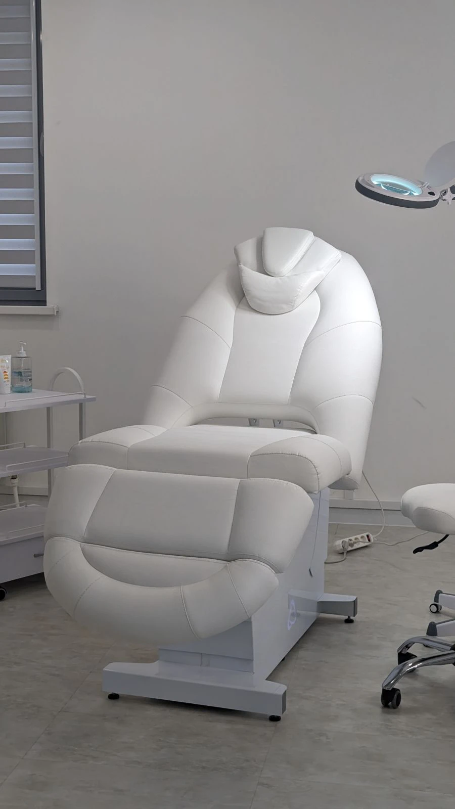 كرسي "أاتيس ميد" الطبي الوظيفي مع محرك كهربائي